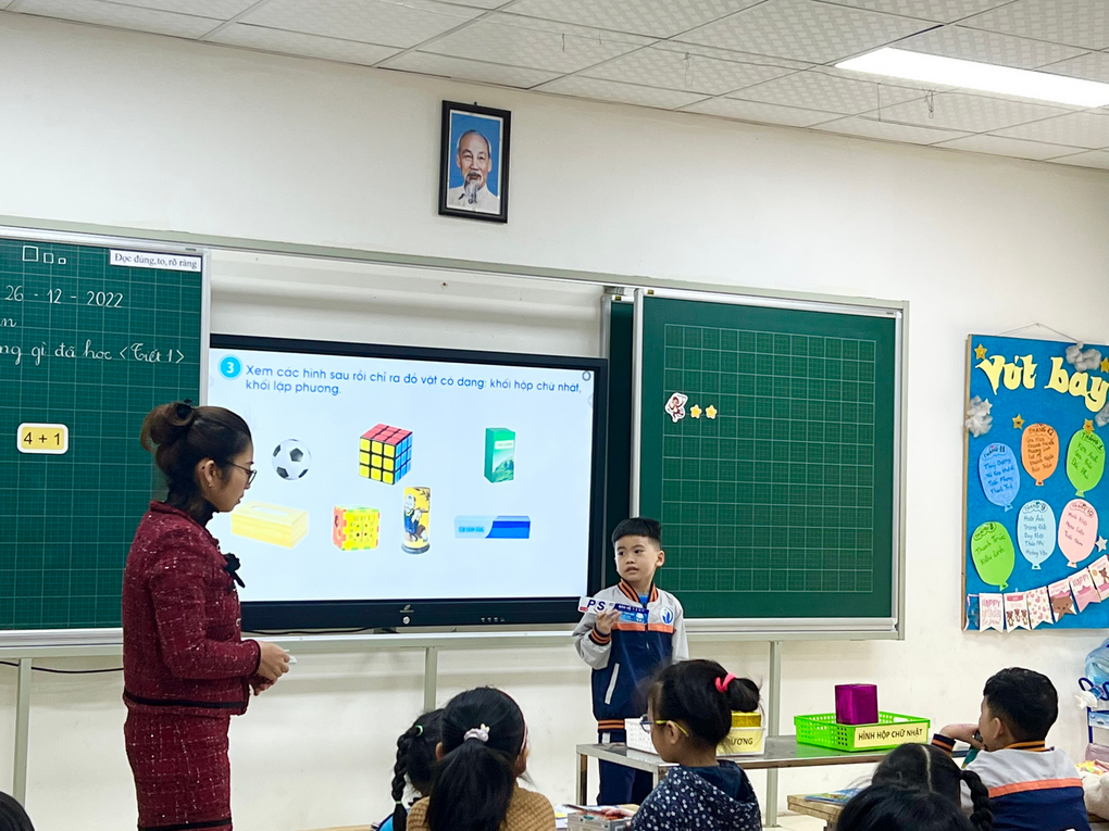 Tiết chuyên đề thiết thực, hiệu quả của cô giáo Lưu Khánh Ly - GVCN lớp 1A1 Trường Tiểu học Vạn Phúc, Ba Đình Hà Nội