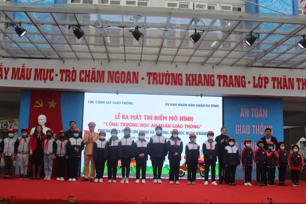 Hà Nội ra mắt "Cổng trường an toàn giao thông"