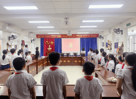 Trường Tiểu học Vạn Phúc tổ chức thành công Đại hội Liên đội năm học 2020 - 2021