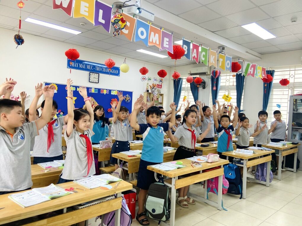 Trường TH Vạn Phúc hoàn thành Hội thi giáo viên dạy giỏi cấp trường - chào mừng ngày Nhà giáo Việt Nam 20-11