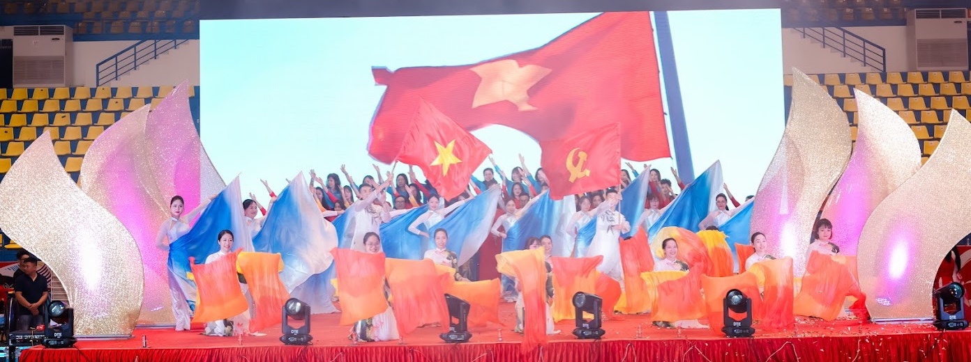 Tiểu học Vạn Phúc cùng Cụm 4 - Công đoàn khối Tiểu học đạt thành tích cao trong Hội diễn Văn nghệ công nhân, viên chức, lao động quận Ba Đình năm 2024